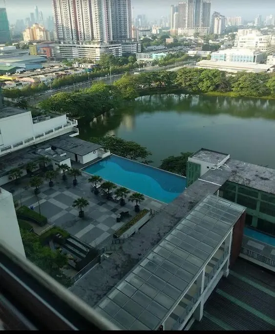 Cozy Studio Family Lake View Setapak Central Mall Kuala Lumpur Apartment