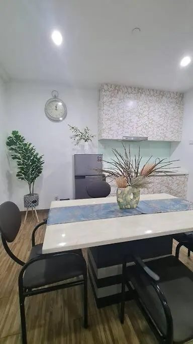 Cozy Studio Family Lake View Setapak Central Mall Kuala Lumpur