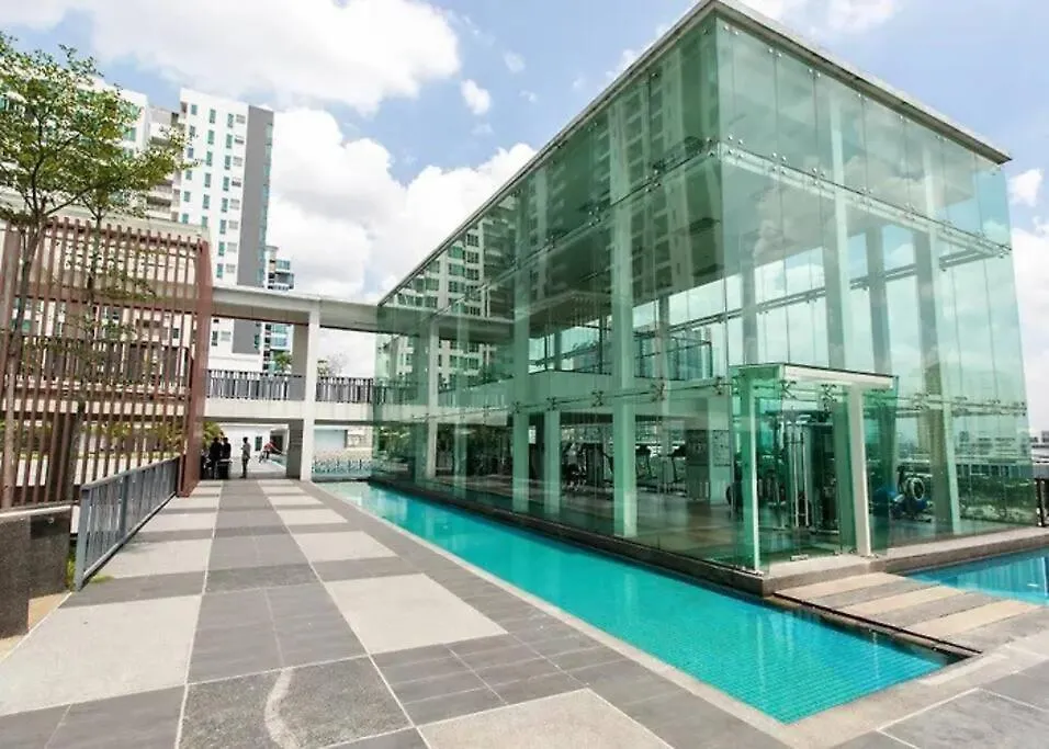 Apartment Cozy Studio Family Lake View Setapak Central Mall Kuala Lumpur